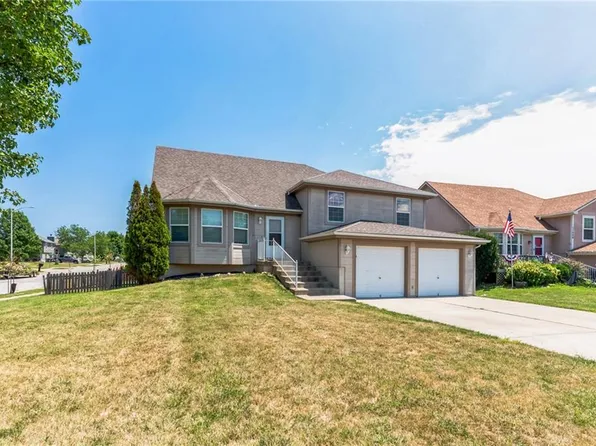 11511 N Wallace Ave, Kansas City, MO 64157