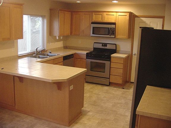 3rd image of 3421 159th St SW #B