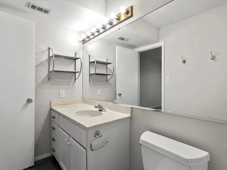 910 Duncan Ln #57 — Photo 20
