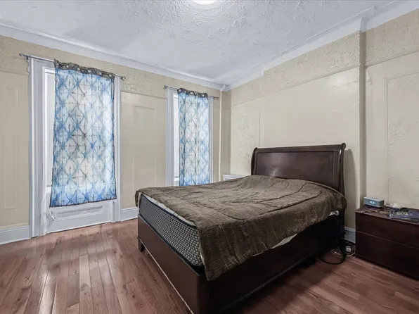 225 Hale Avenue image 10 of 32