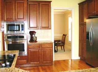 6475 Spring Run Dr, Westerville, OH 43082
