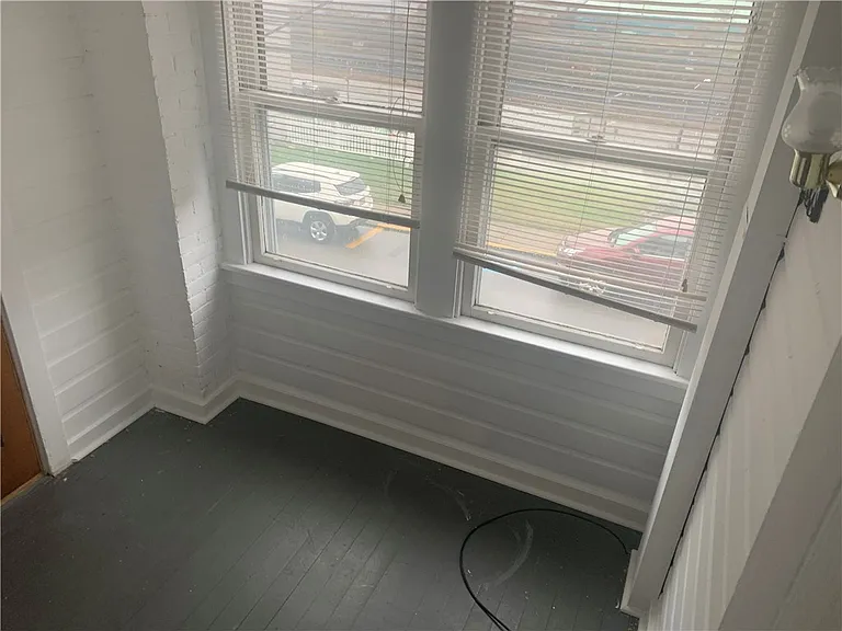 266 Beaver St — Photo 12