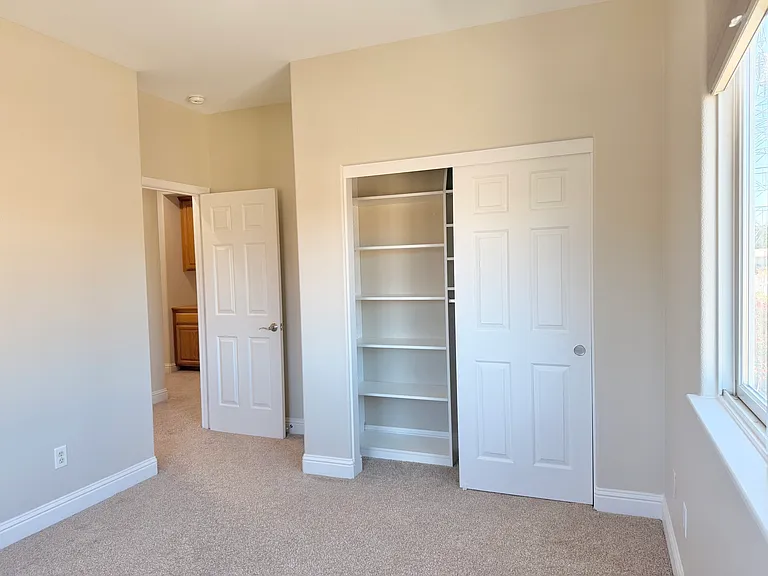 653 Lilja Ct — Photo 20
