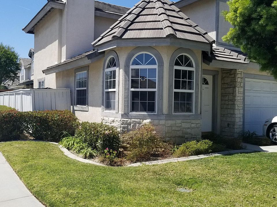 2nd image of 9321 Sierra Vista Cir