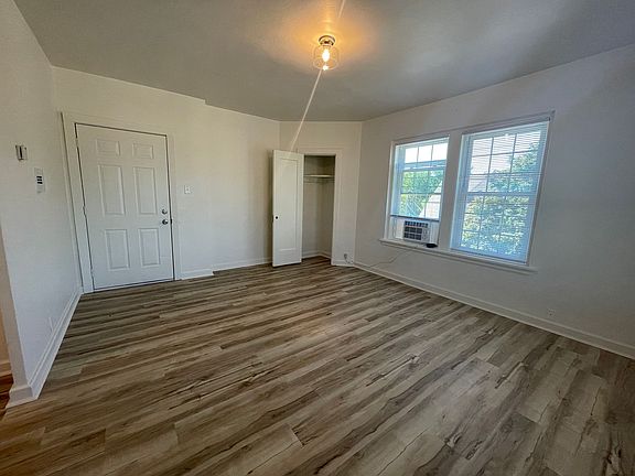 2nd image of 229 W Jackson Blvd APT 3A