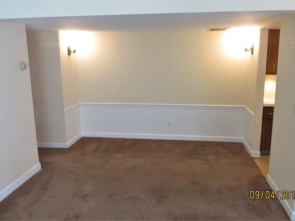 4th image of 7020 Carriage Hill Dr APT 103