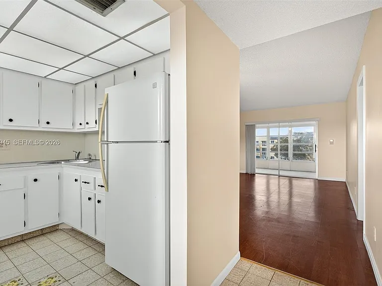 6070 NW 64th Ave #308 — Photo 1