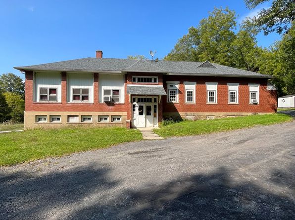 480 Spruce Hollow Rd #D