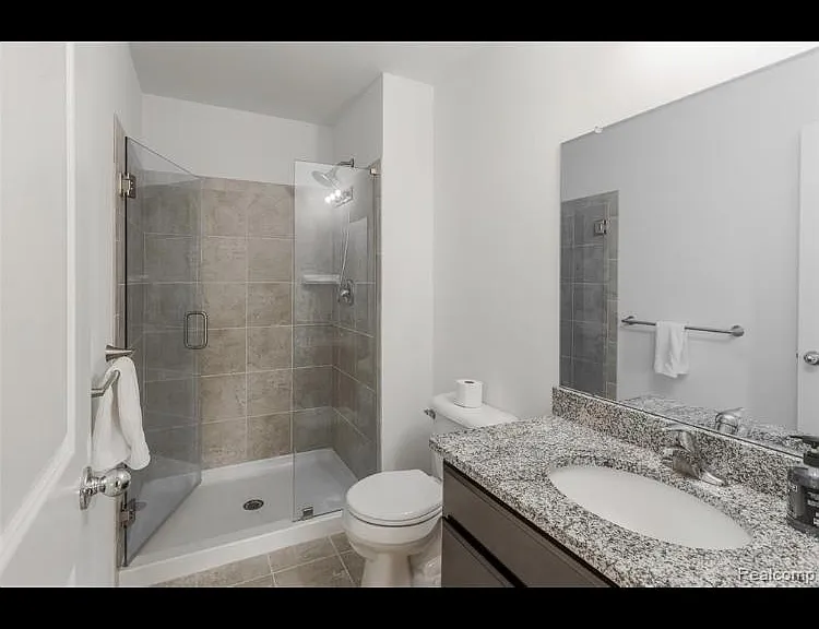 4585 Bradley Cir — Photo 13