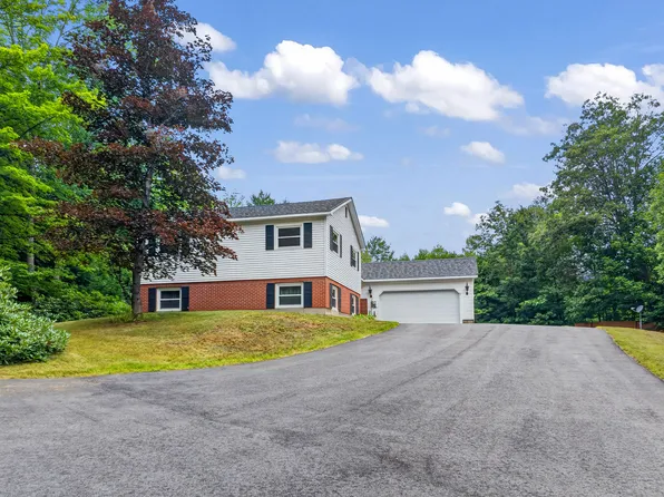 76 Rayville Road, Otisfield, ME 04270