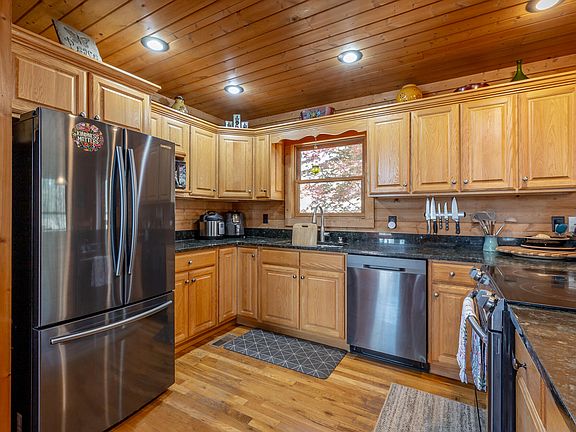 27th image of 292 Log Cabin Ln