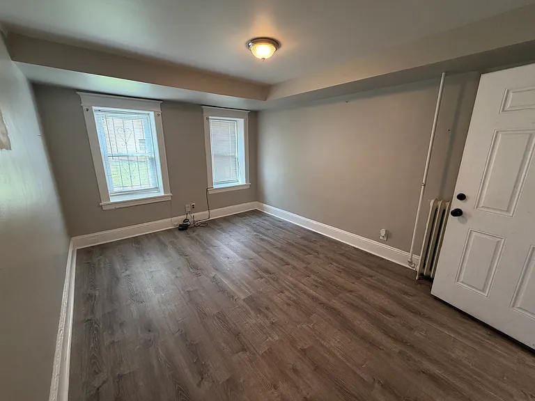 112 Livingston Ave #1 — Photo 3