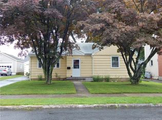 475 Goldenrod Ave, Bridgeport, CT 06606