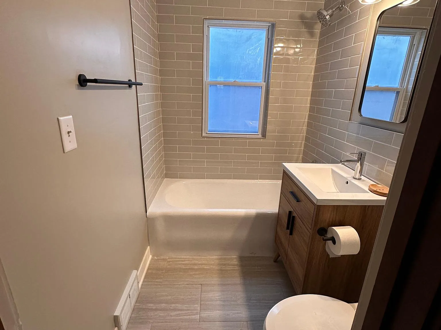 2 bed, 1172 sqft, $1,500 — Photo 4