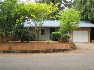 425 SW Walnut St, Willamina, OR 97396