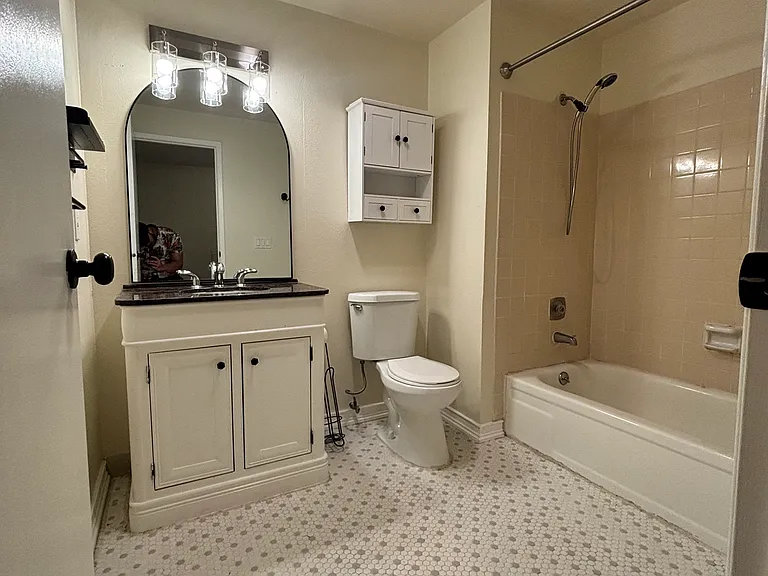 5573 SW Multnomah Blvd — Photo 9