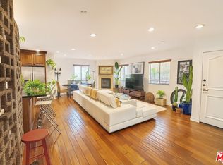 1146 Hacienda Pl APT 8, West Hollywood, CA 90069