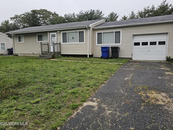 906 Egret Drive, Toms River, NJ 08753