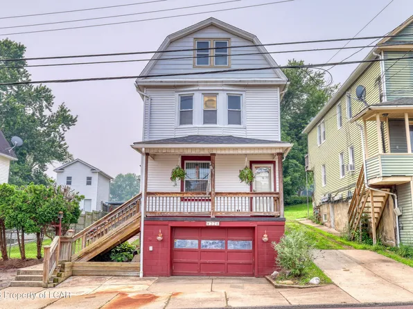 226 Robert St, Nanticoke, PA 18634