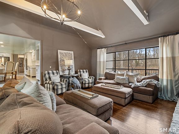 5th image of 326 Thayer Pond Road
