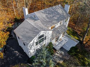 46 Merriland Rd, Stamford, CT 06903