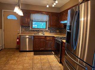 242 Colonial Ave, Saddle Brook, NJ 07663