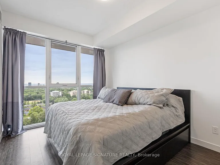 2093 Fairview St #1606 — Photo 10