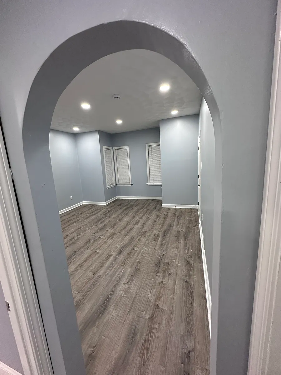 Building Photo - 143 Jencks St #2