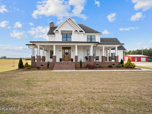 660 Mills Road, Mount Olive, NC 28365