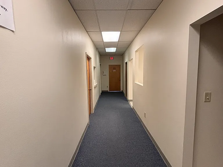2700 Simpson Ave — Photo 10