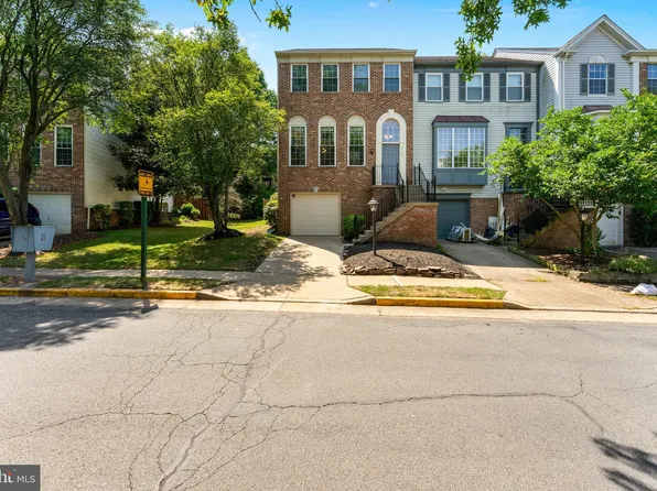 47581 Sandbank Sq, Sterling, VA 20165