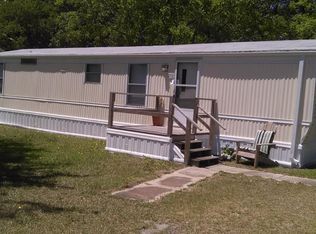 208 Hilltop Rd, Newport, NC 28570