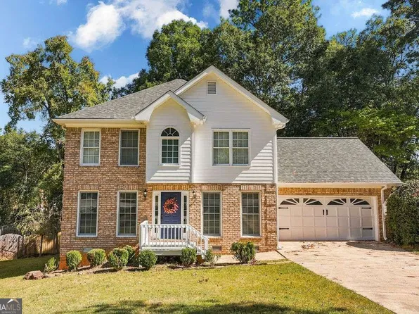 106 Berkeshire Ct, Athens, GA 30606