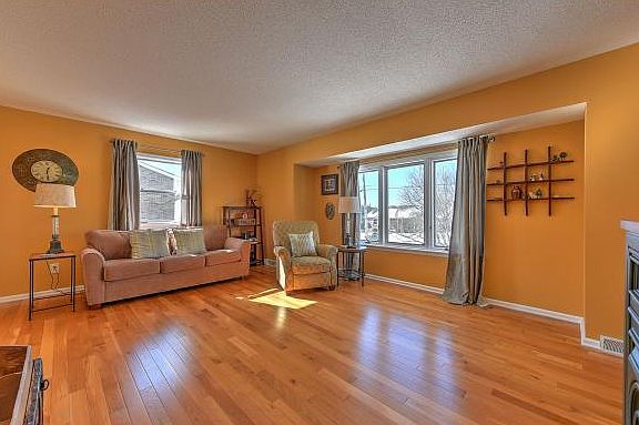 4th image of 2218 Kipping St
