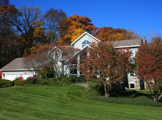 41W957 Town Hall Rd, Elburn, IL 60119