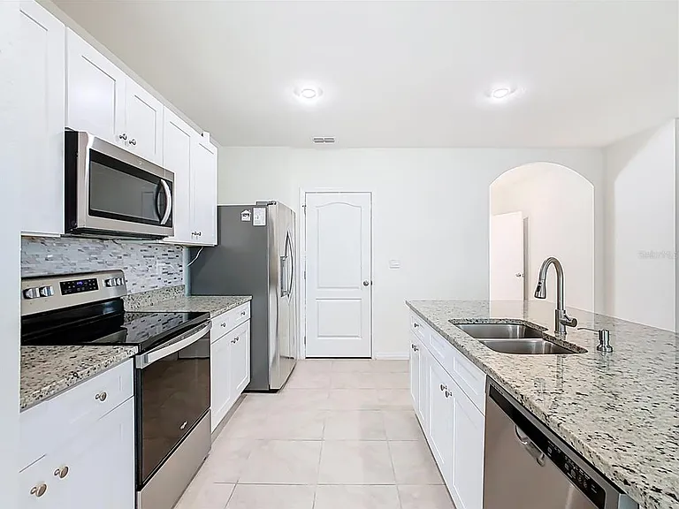 2000 Chickasaw Blvd — Photo 13