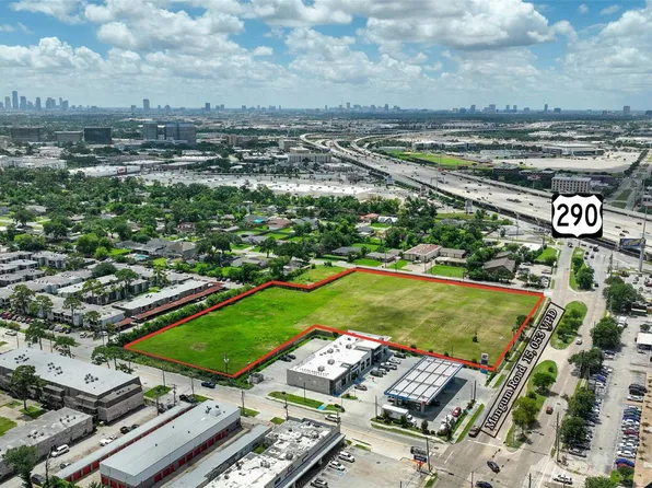 2800 Mangum Rd, Houston, TX 77092