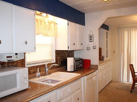 2nd image of 5 Galina Ct