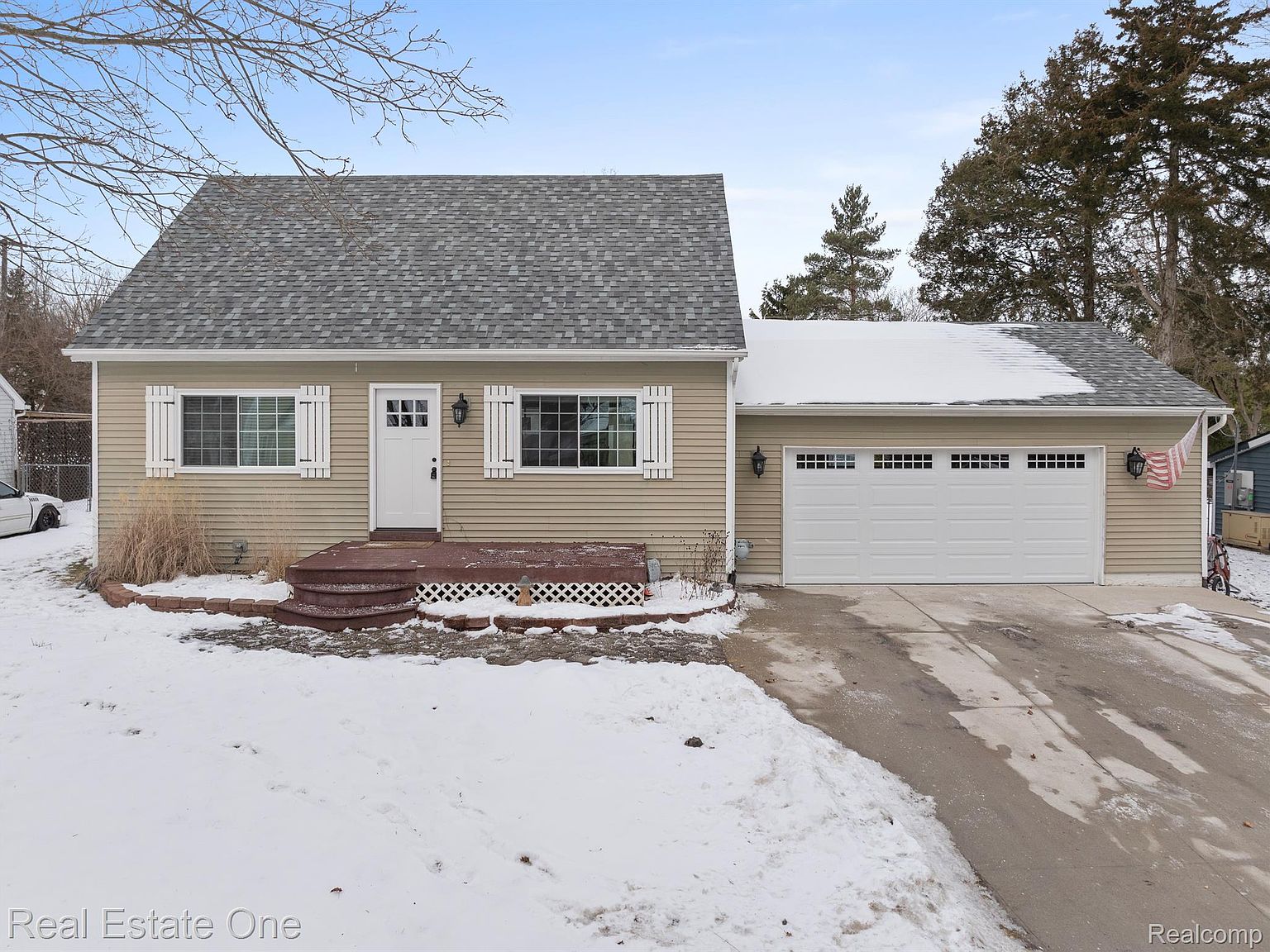 7489 Garland Ave, Brighton, MI 48116 | Zillow