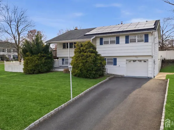 111 Balch Ave, Piscataway, NJ 08854