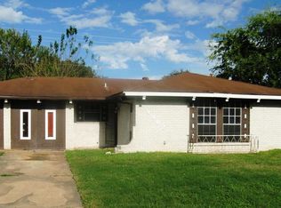 8802 Ivy Spring Ln, Houston, TX 77088