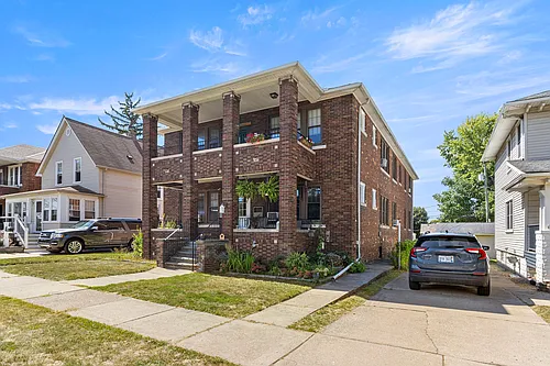 2434 4th St #3 Photo 1