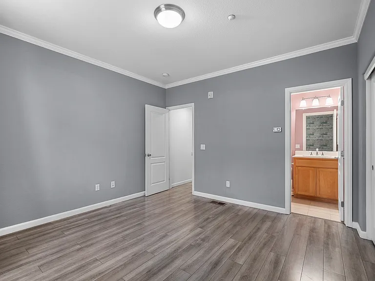 628 Boardwalk Way #1 — Photo 7