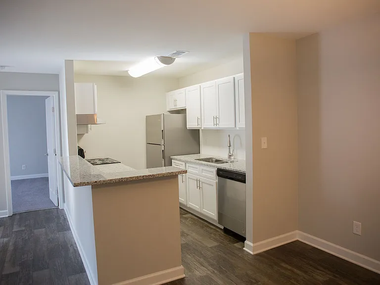 Gardenwood Residences — Photo 20