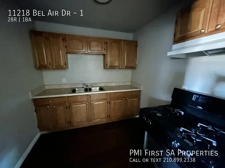 11218 Bel Air Dr #1 — Photo 3
