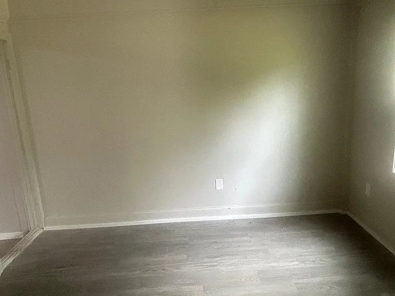 258 Woody Dr — Photo 6