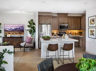 4570 S Renaissance Dr #106, Gilbert, AZ 85297