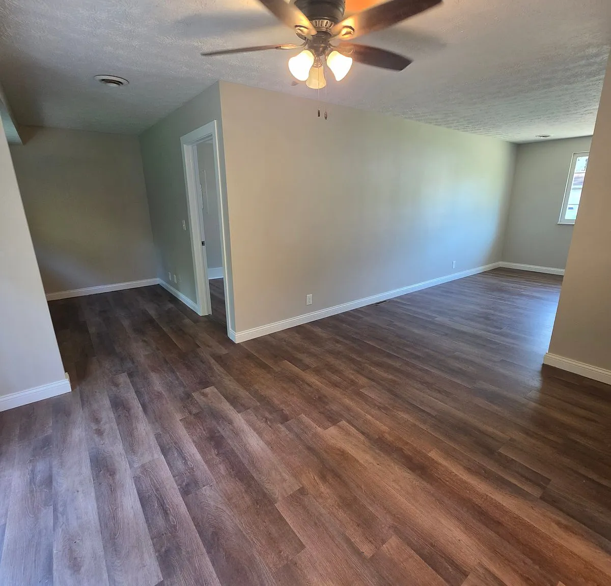 724 Winding Way — Photo 3