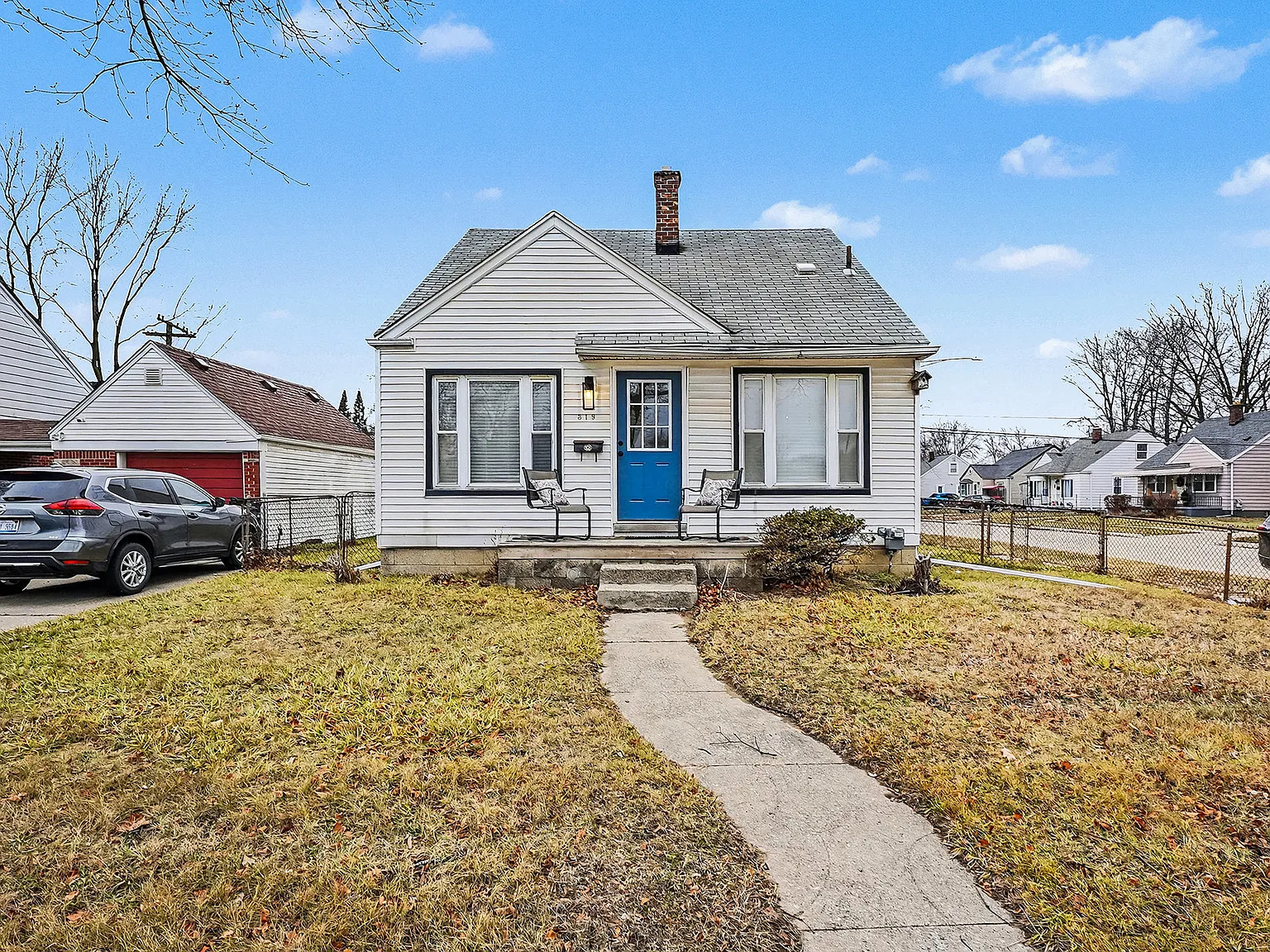 3 bed, 962 sqft, $1,800 — Photo 1