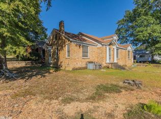3820 W Markham St, Little Rock, AR 72205